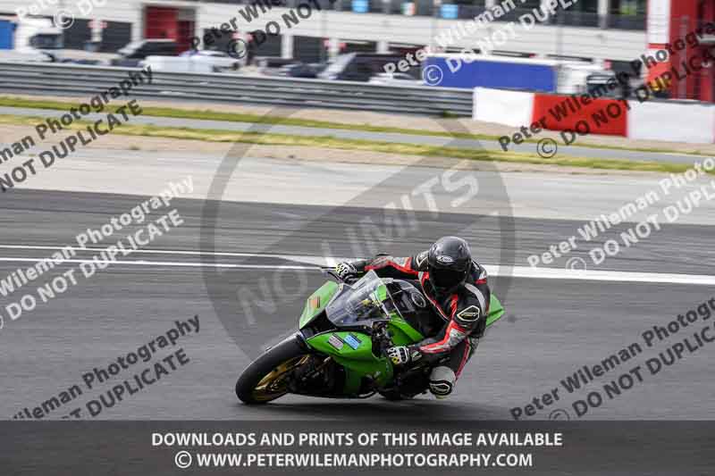 cadwell no limits trackday;cadwell park;cadwell park photographs;cadwell trackday photographs;enduro digital images;event digital images;eventdigitalimages;navarra;no limits trackdays;peter wileman photography;racing digital images;trackday digital images;trackday photos